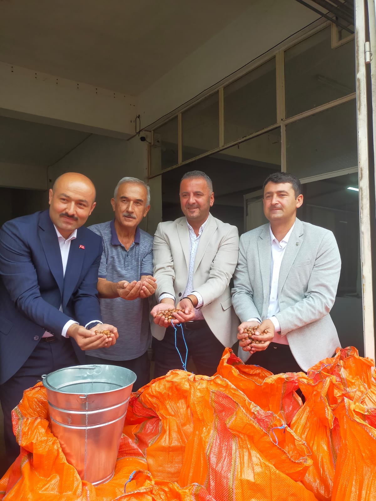 Kaymakamımız Sn. Süleyman ARAT, İlçemizde Toprak Mahsulleri Ofisi (TMO)’ni Ziyaret Etti.